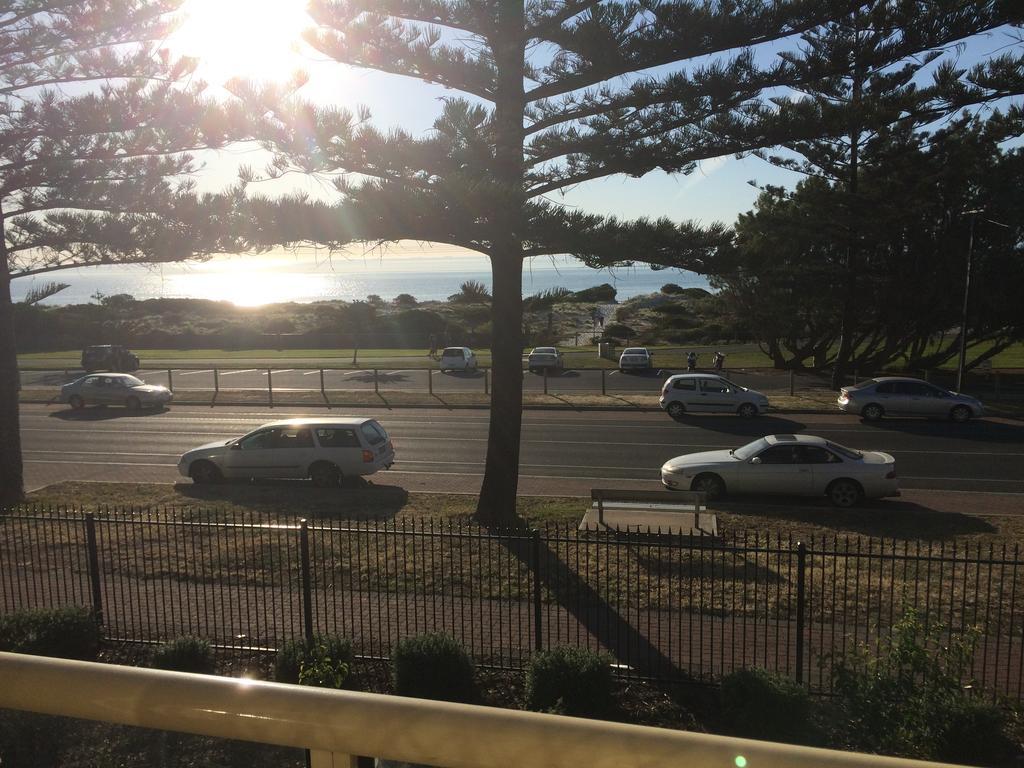 Adelaide - Semaphore Beach Front Εξωτερικό φωτογραφία